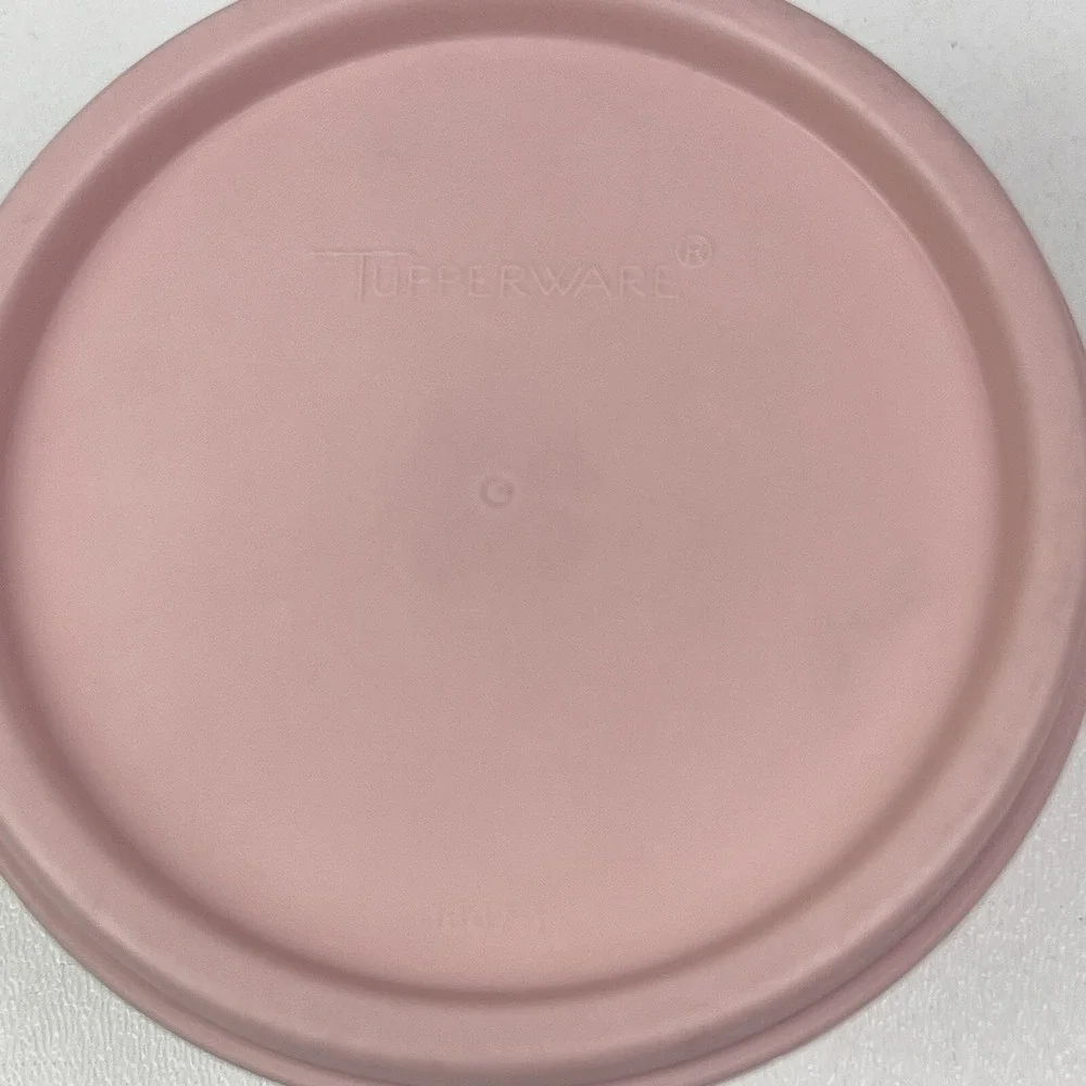 Tupperware Snack Cups 4 oz. Container 1807 Pink Lid Vintage Sure Seal